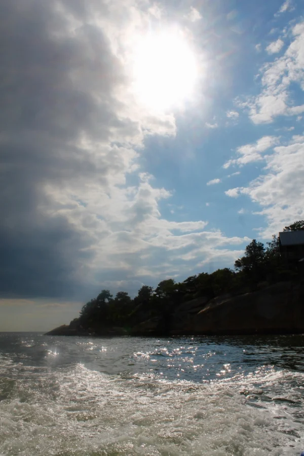 Enjoying the best of Connecticut's Gold Coast :: The Thimble Islands/Thimble Islands Cruises The Entertaining House