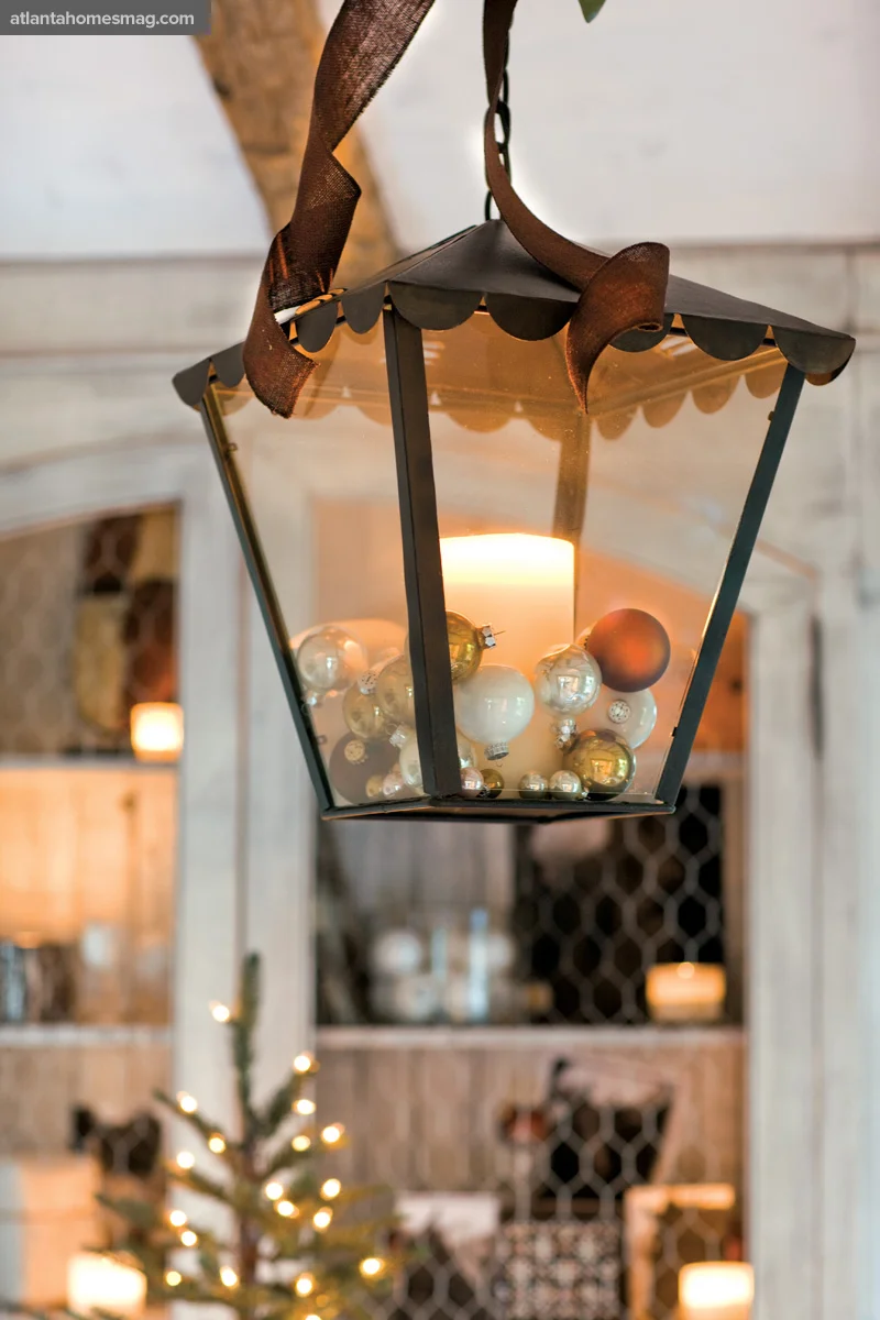 Decorating for the holidays :: Creative ways to use ornaments. The Entertaining House. Image via Atlanta Homes Magazine