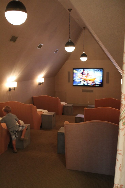 13 Sublime Attic Transformations - The Sky's the Limit! The Entertaining House. Image via Huffington Post.