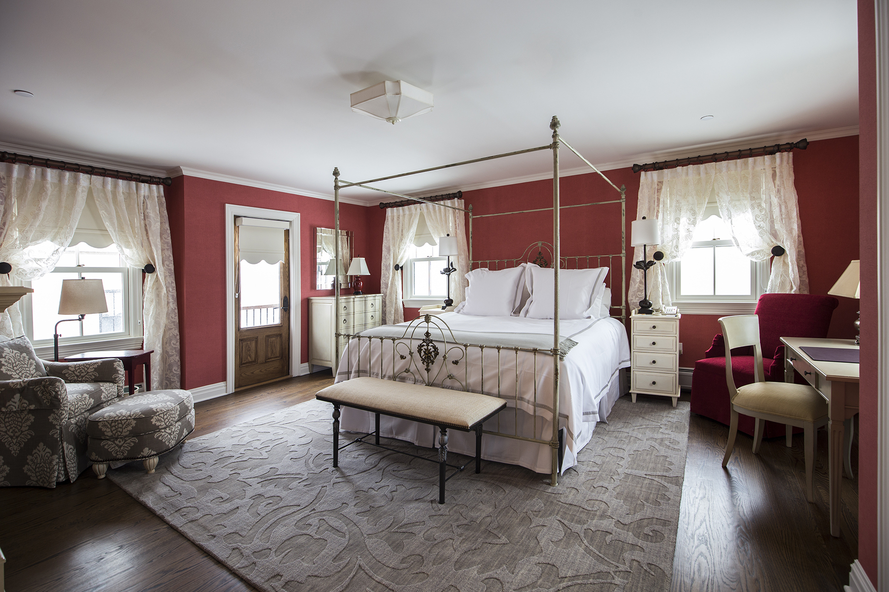 Saybrook Point Inn and Spa :: A Coastal Connecticut Treasure. Image Property of Old Saybrook Point Inn