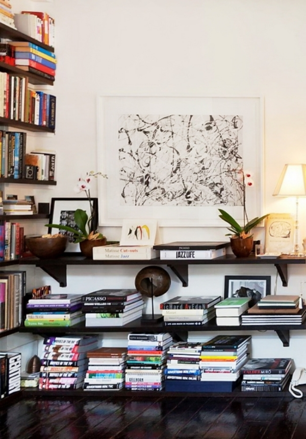 Stunning ways to incorporate your book collections into your home decor. Image Tumblr