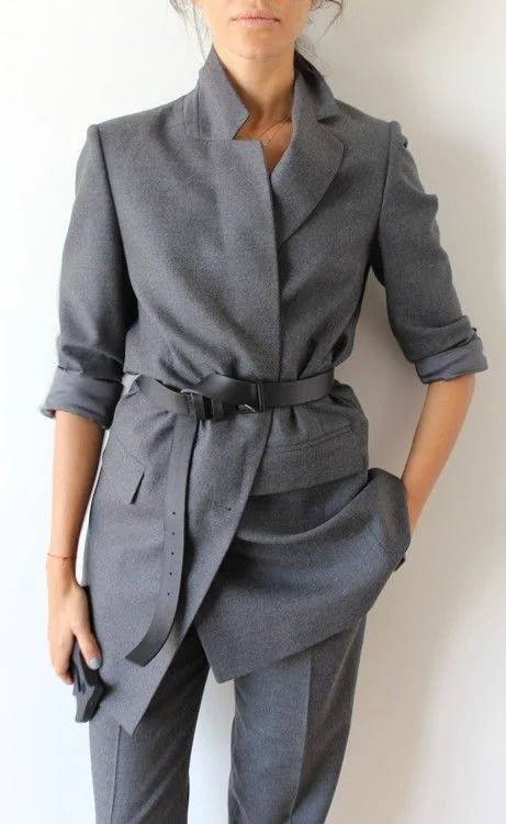 Grey Matters :: Neutral's most exciting color via The Entertaining House. Image via The Fashioneaters