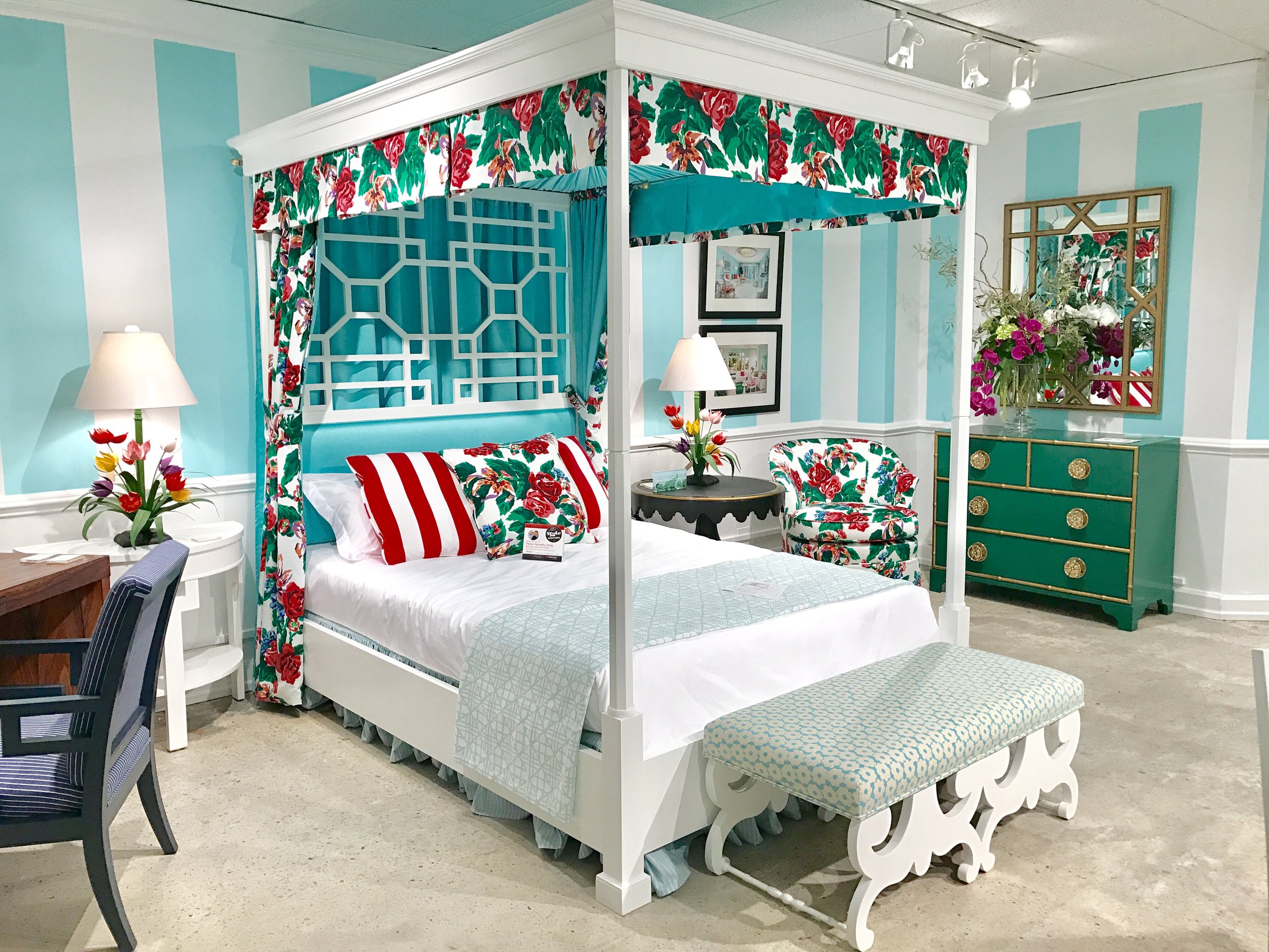Decorating Like Dorothy Draper A New Furniture Line Is Revealed