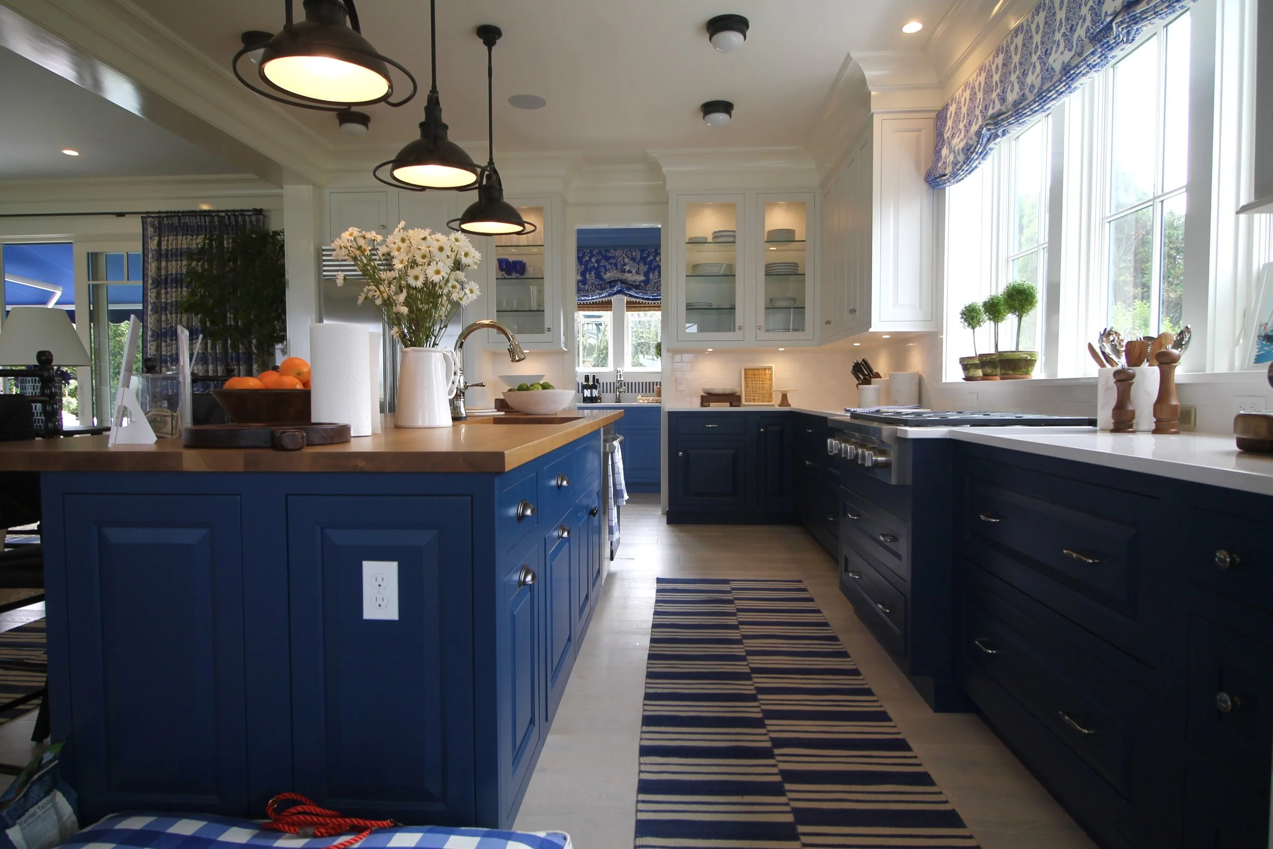 Inside Coastal Living Magazine's 2017 Idea House in Newport, Rhode Island. Images property of The Entertaining House