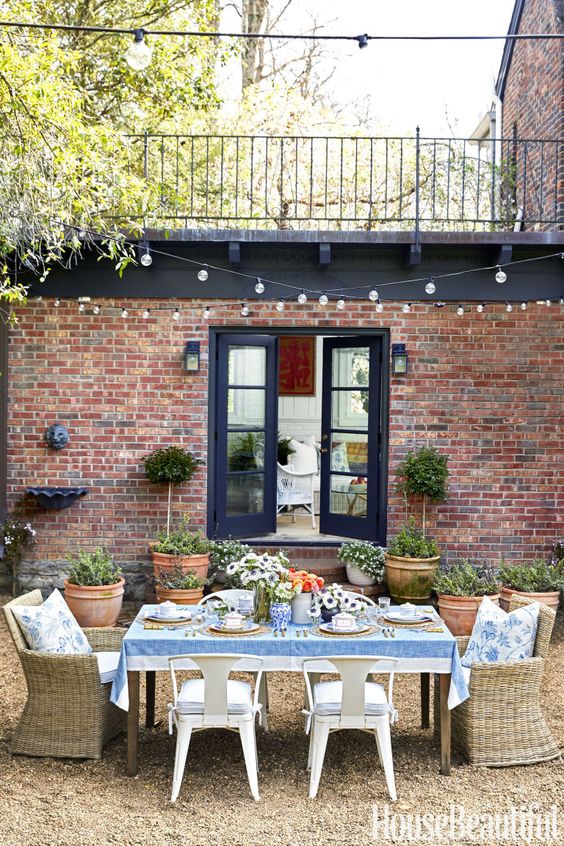 The Ultimate Guide to Dining Al Fresco