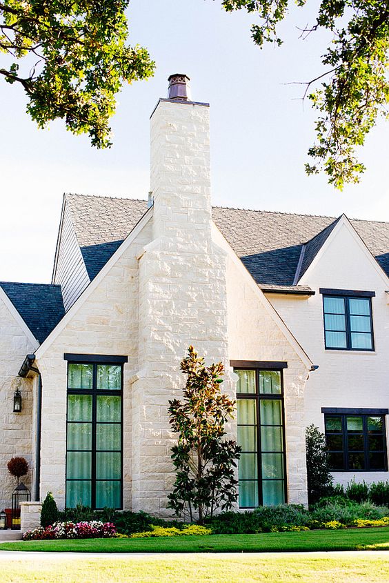 Desired and Inspired :: White House Splendor. Image va Home Bunch