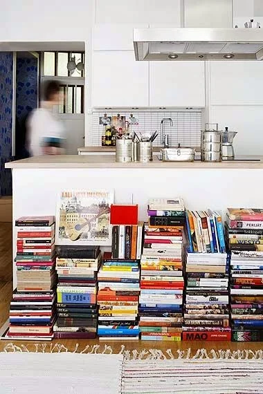 Of Books and Kitchens :: The Kitchen Library