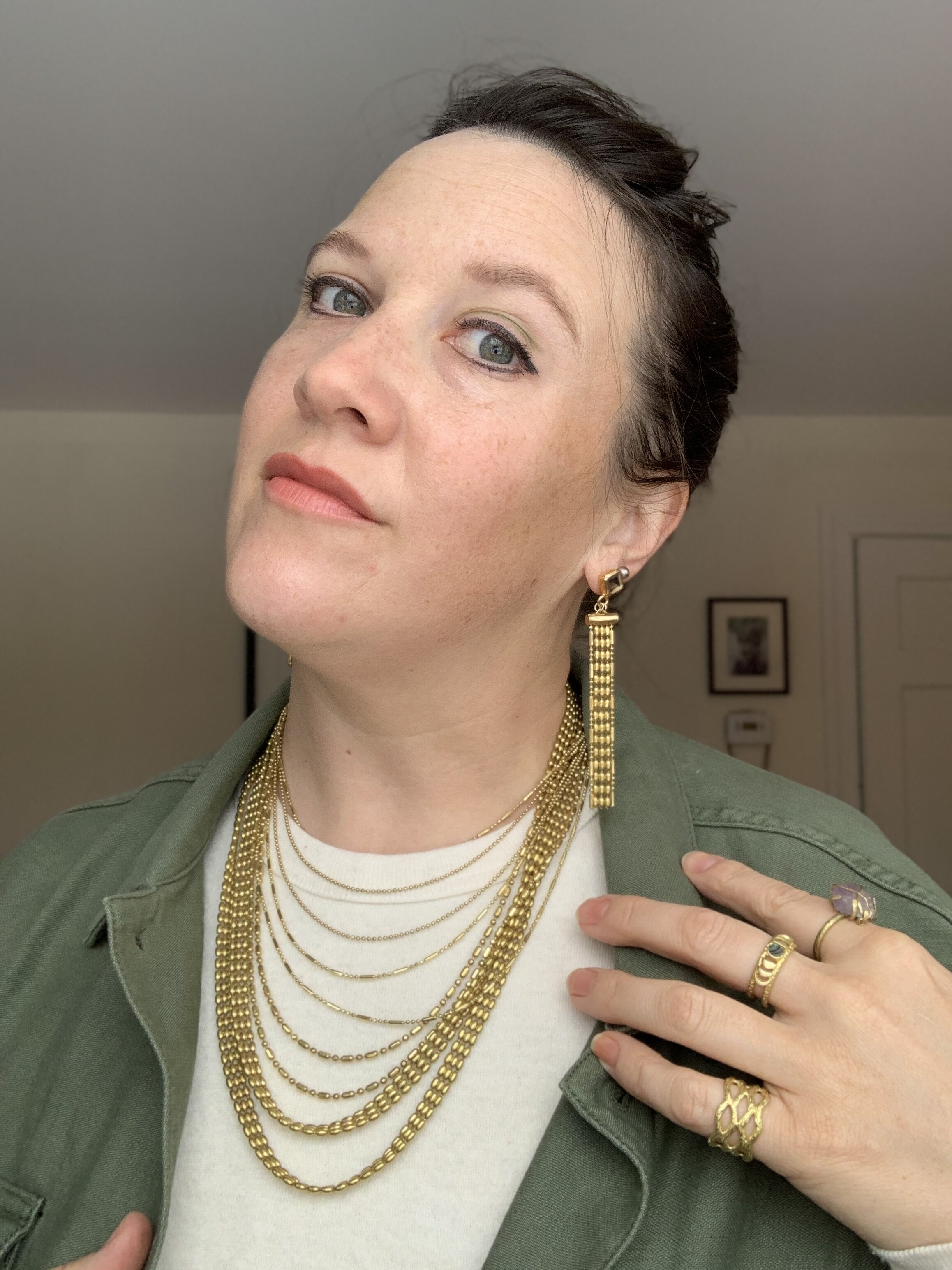 BRASS CASCADING COLLAR