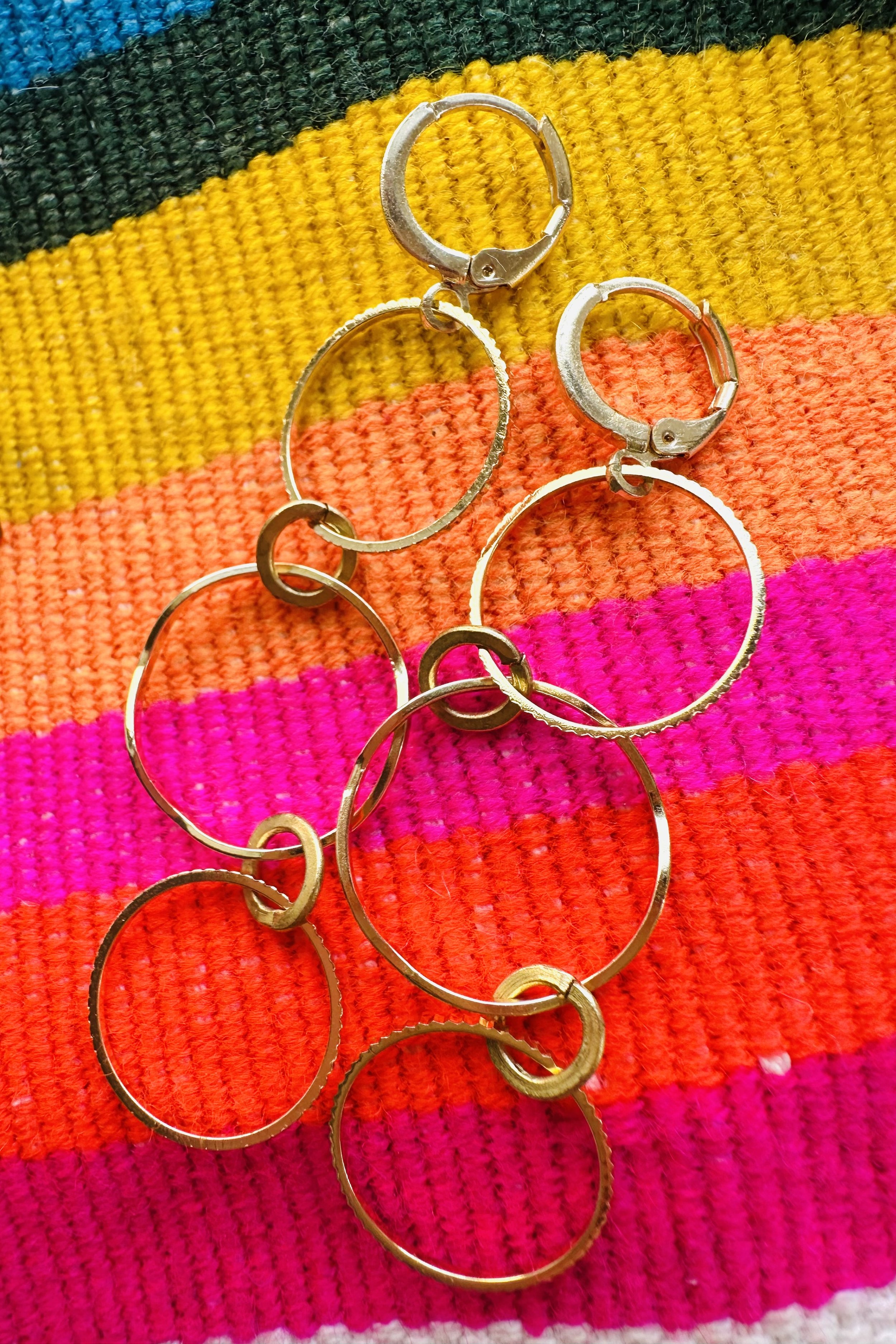 Gold plate hoop with successive hoops