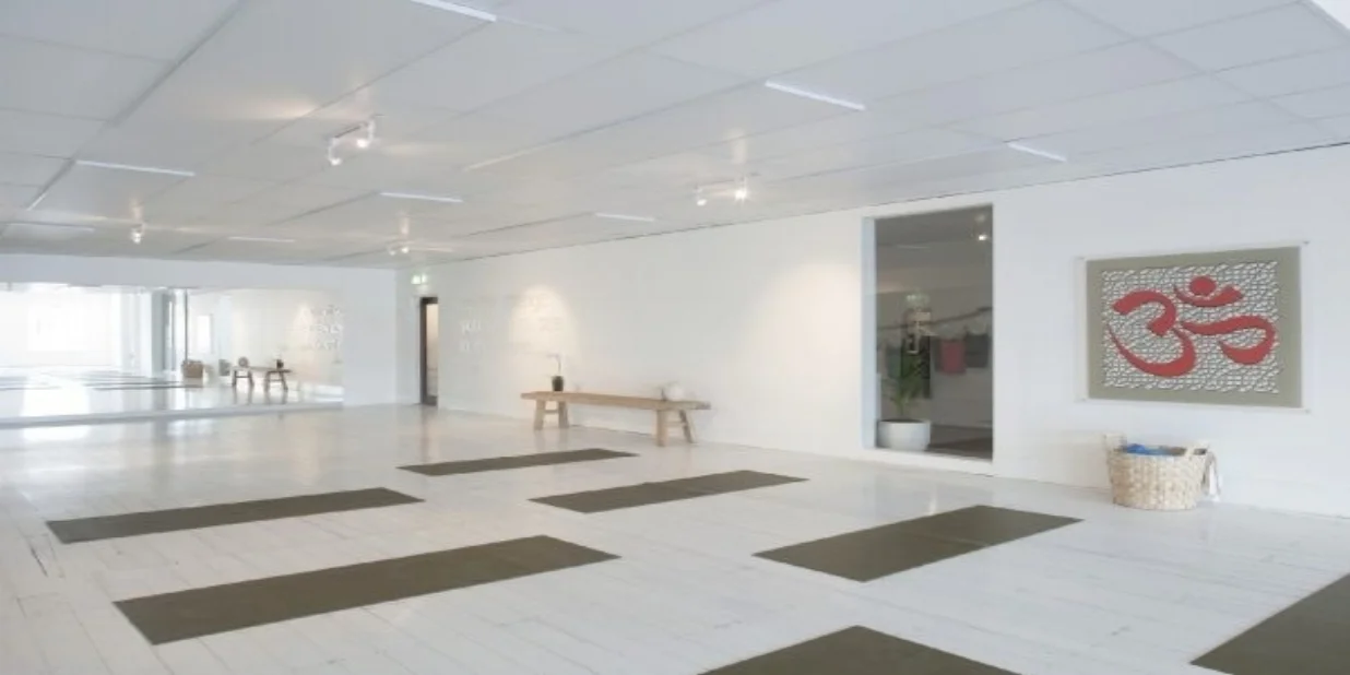 hotyoga-bikram-warmtepaneel_med-2.jpeg