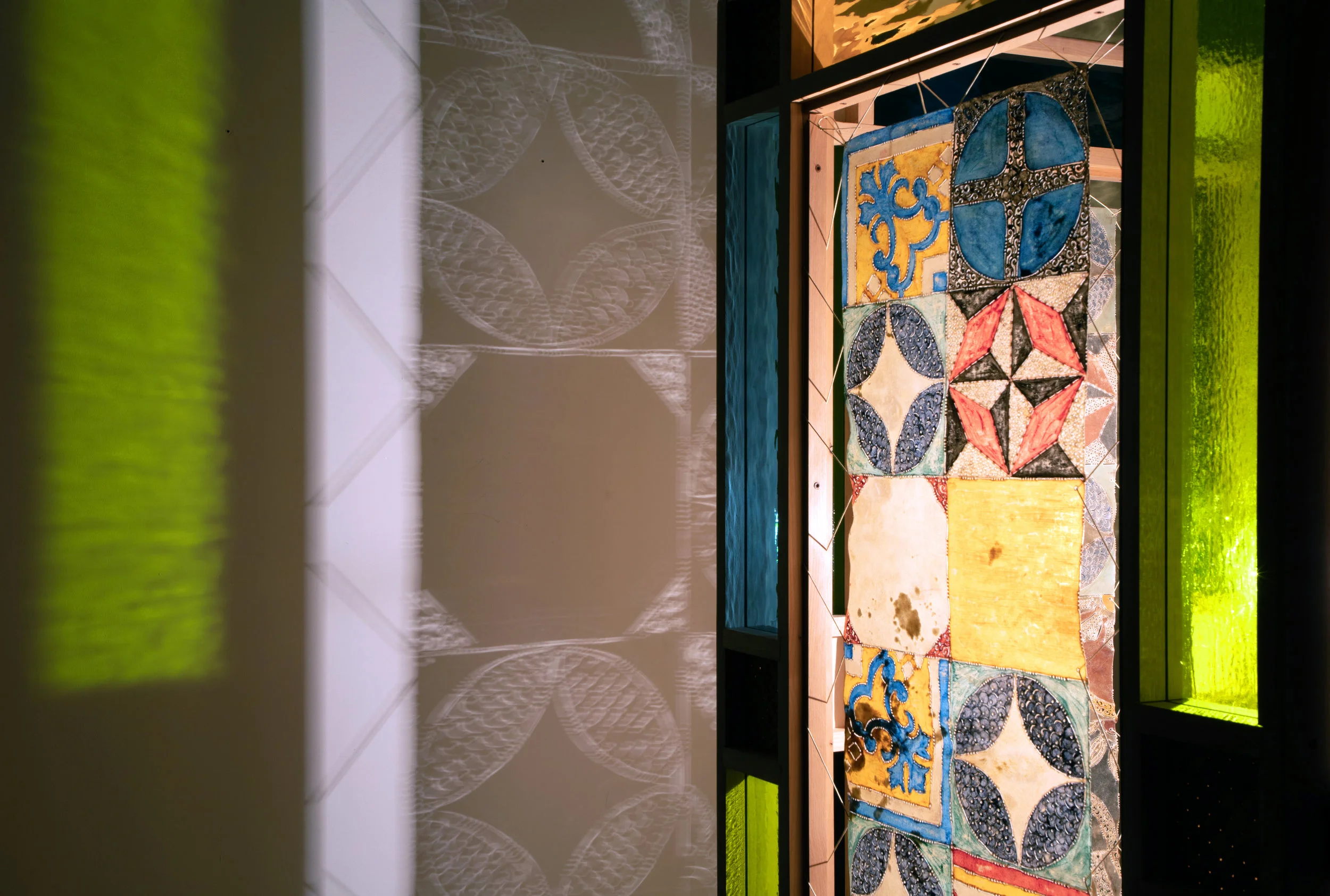Room Screen Kardinal (detail)