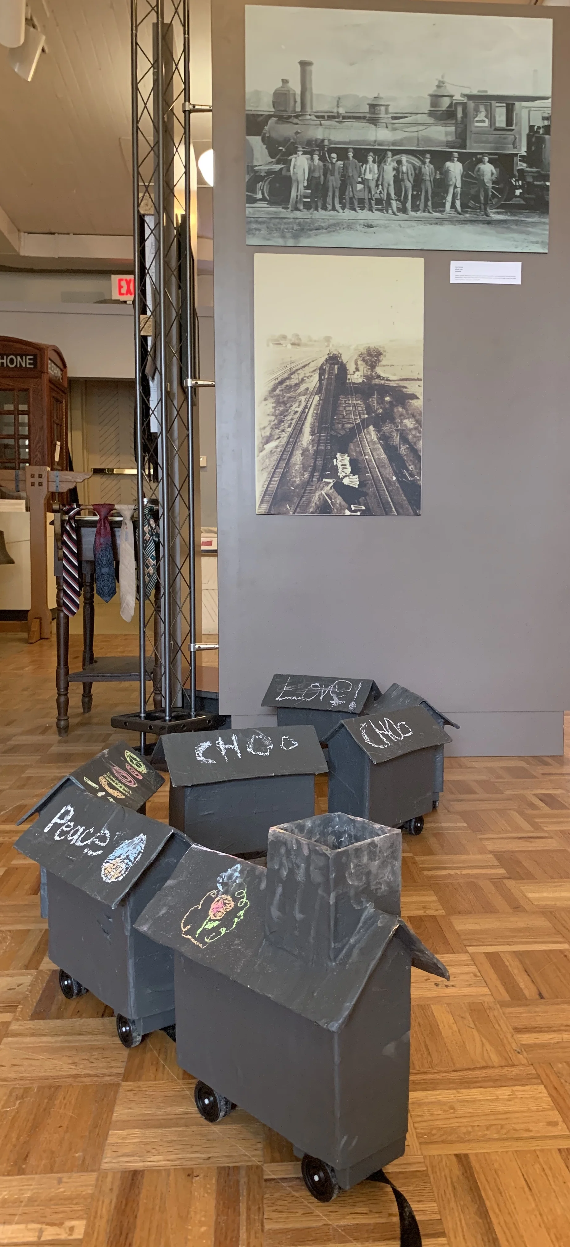 unluata home exhibit 2019 image 2.jpg