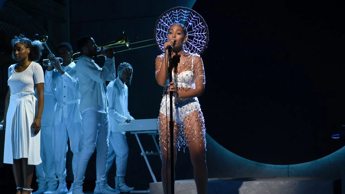 110716-Shows-BET-BREAKS-x-SOLANGE-Solange-Knowles-Braided-Halo.jpg