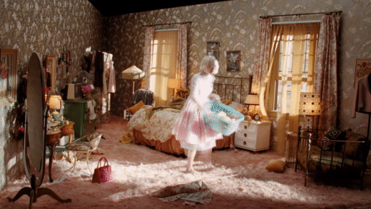 Prada_The_Galleria_featuring_Hunter_Schafer.gif