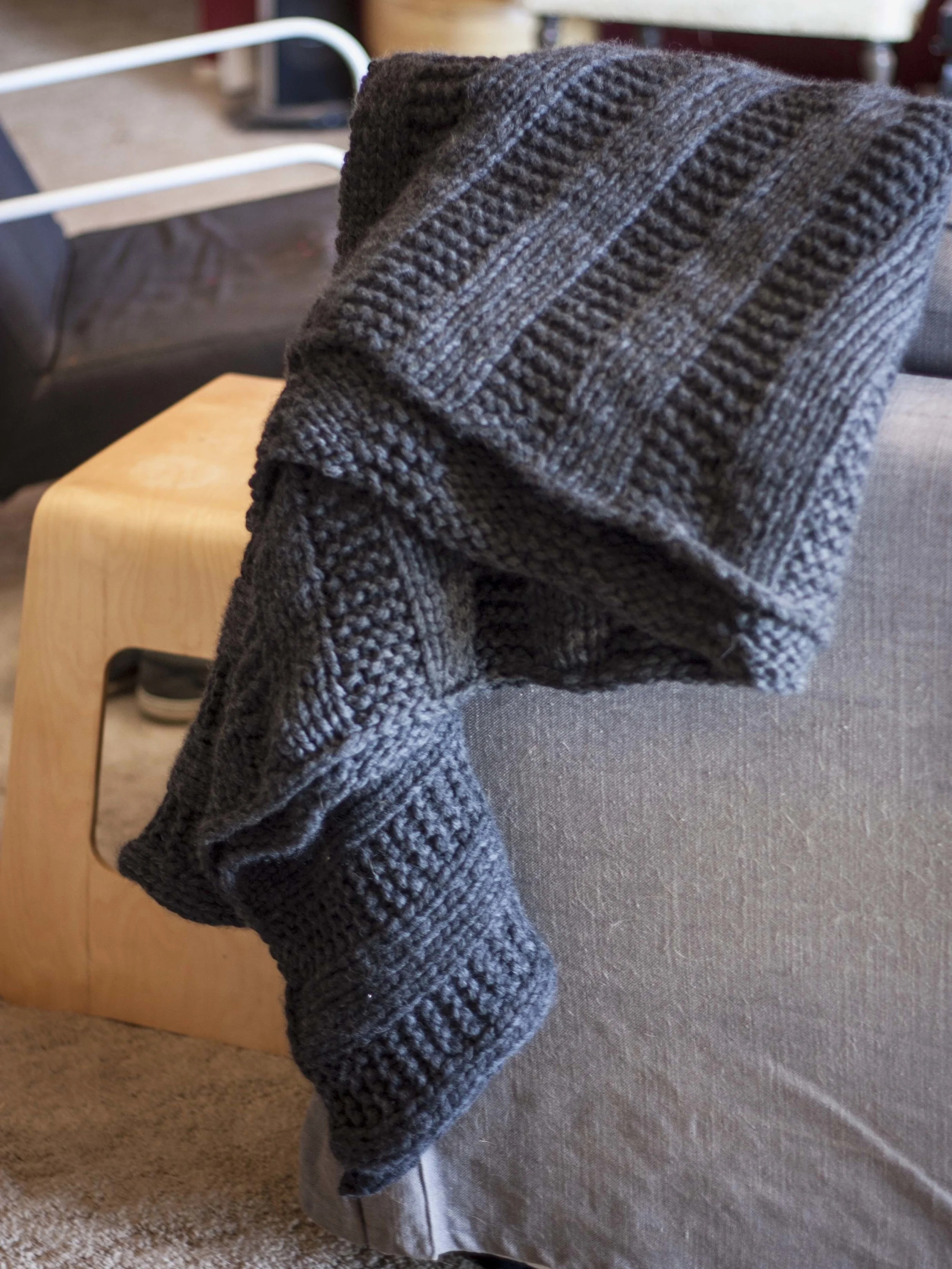 There's a Chill in De Aire Blanket PDF knitting pattern