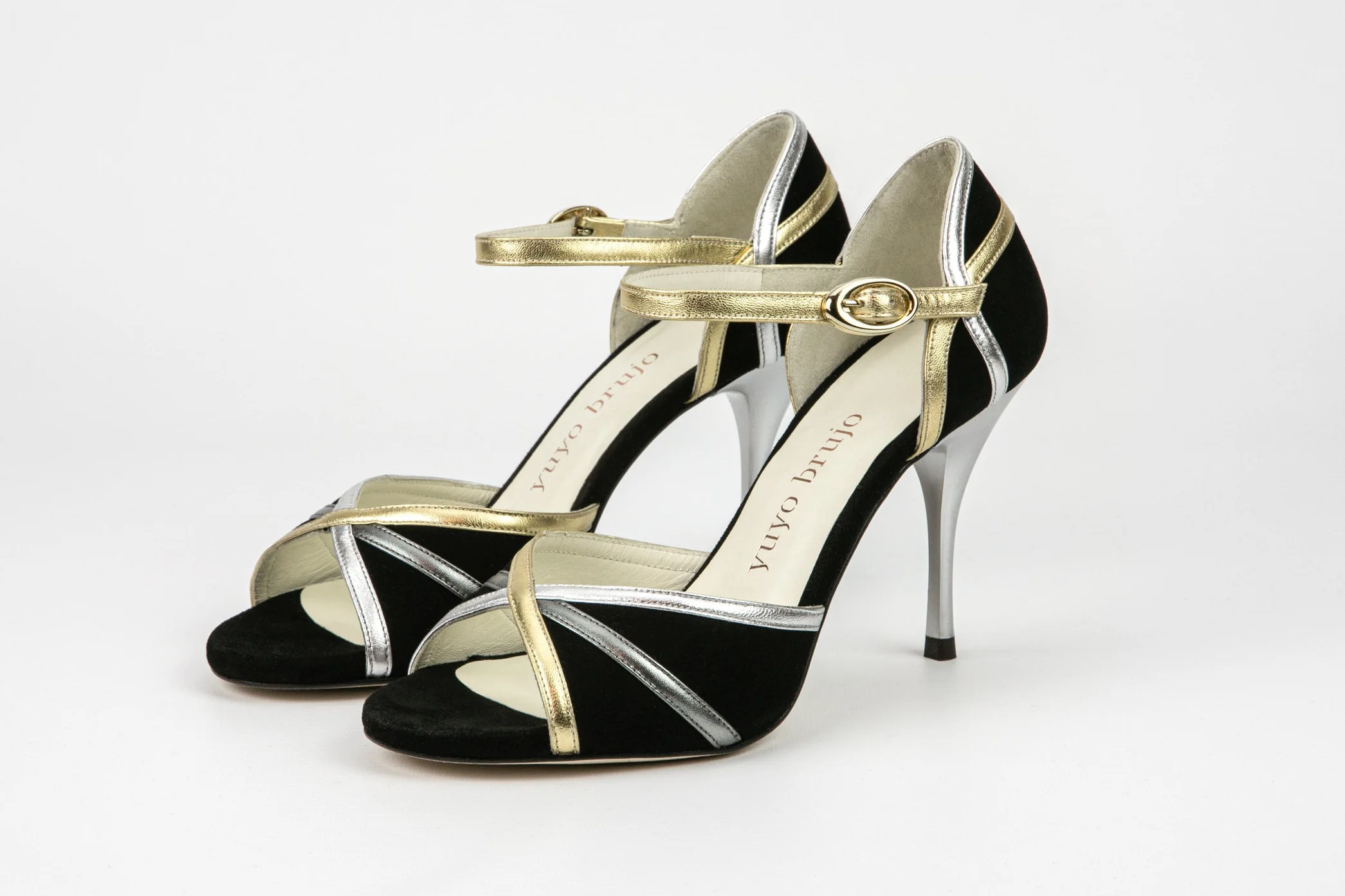 Shoe style Jamas Retornaras Cerrado Tango Shoes front view
