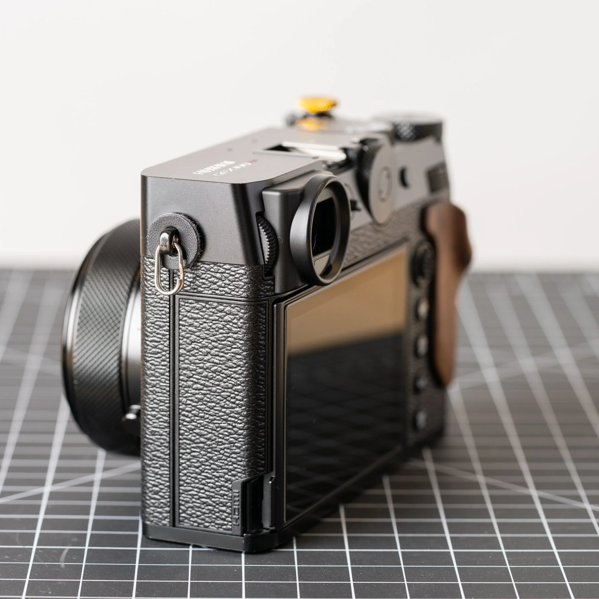 GFX100RF5_1920.jpg