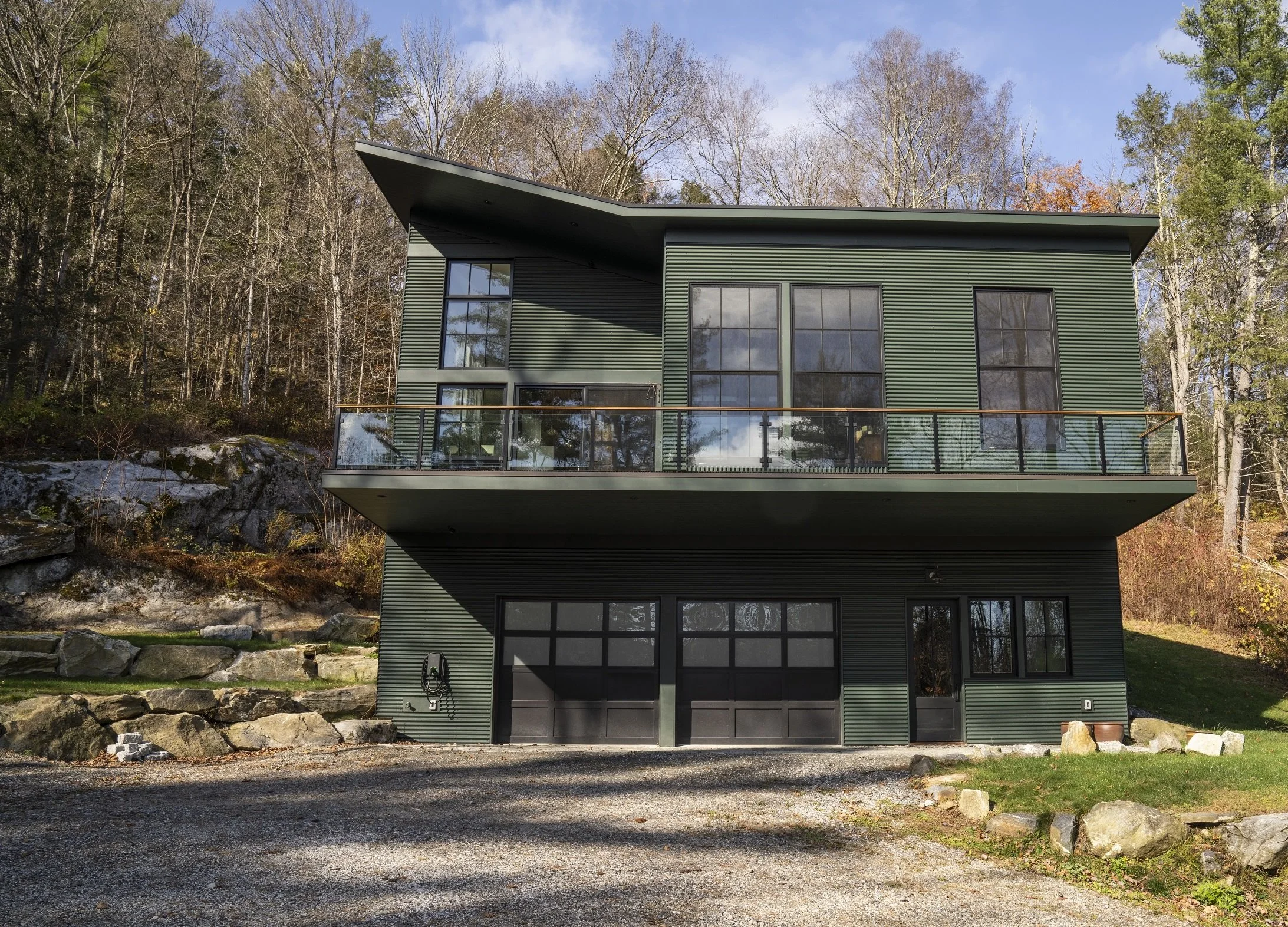 11_DSC6362-Box House - 1Project Page image.jpg