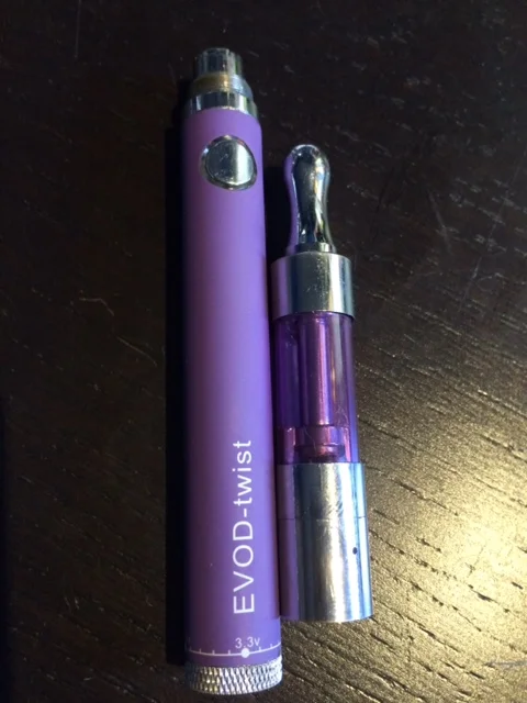 EVOD-twist 600 mAh battery ($17) with Kanger Protank Mini 3 atomizer ($13).