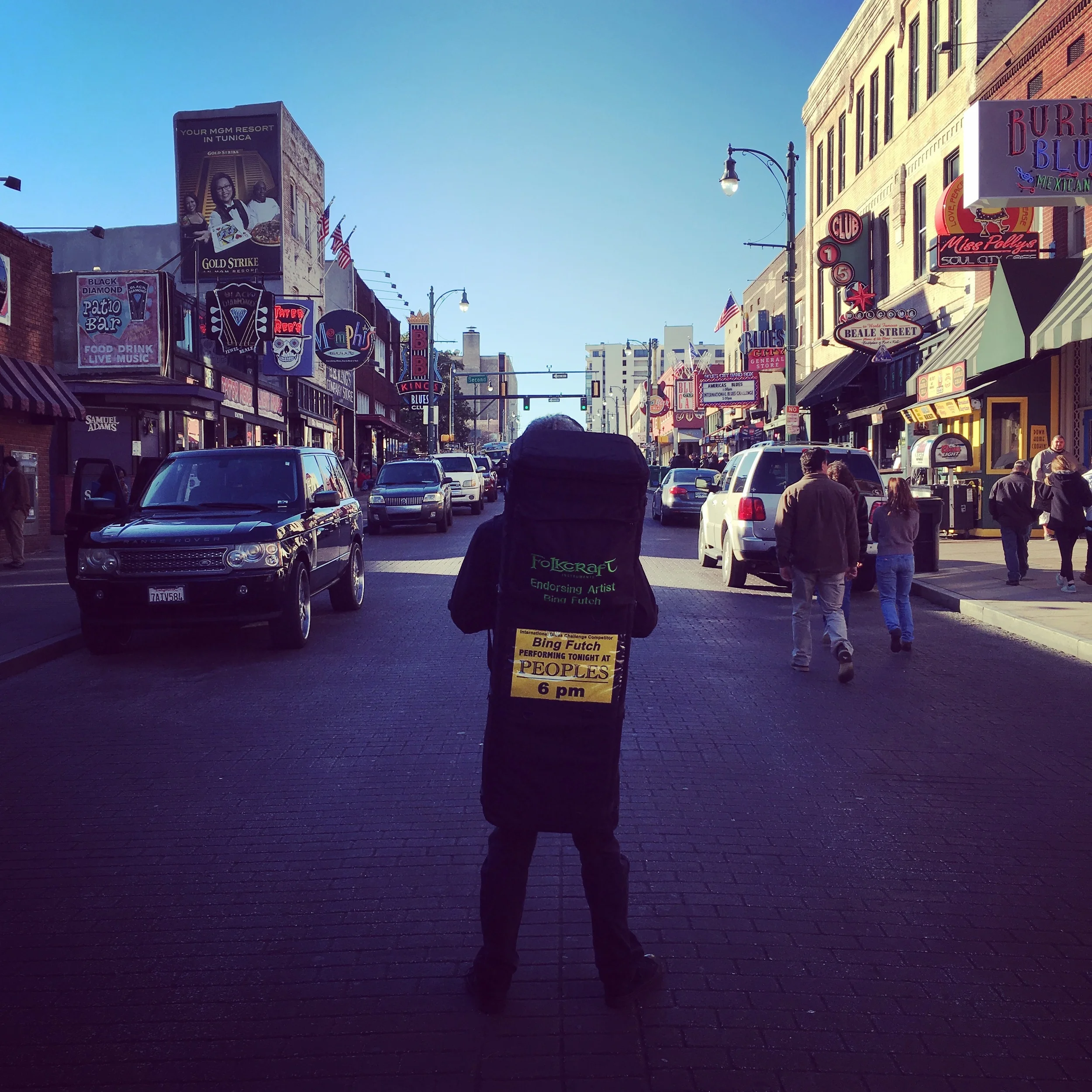 Standing on Beale Street with my big ol' Folkcraft bag.