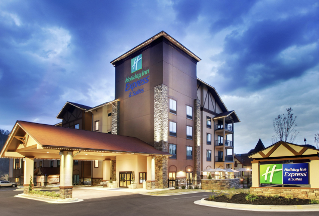 Holiday Inn Express and Suites Helen