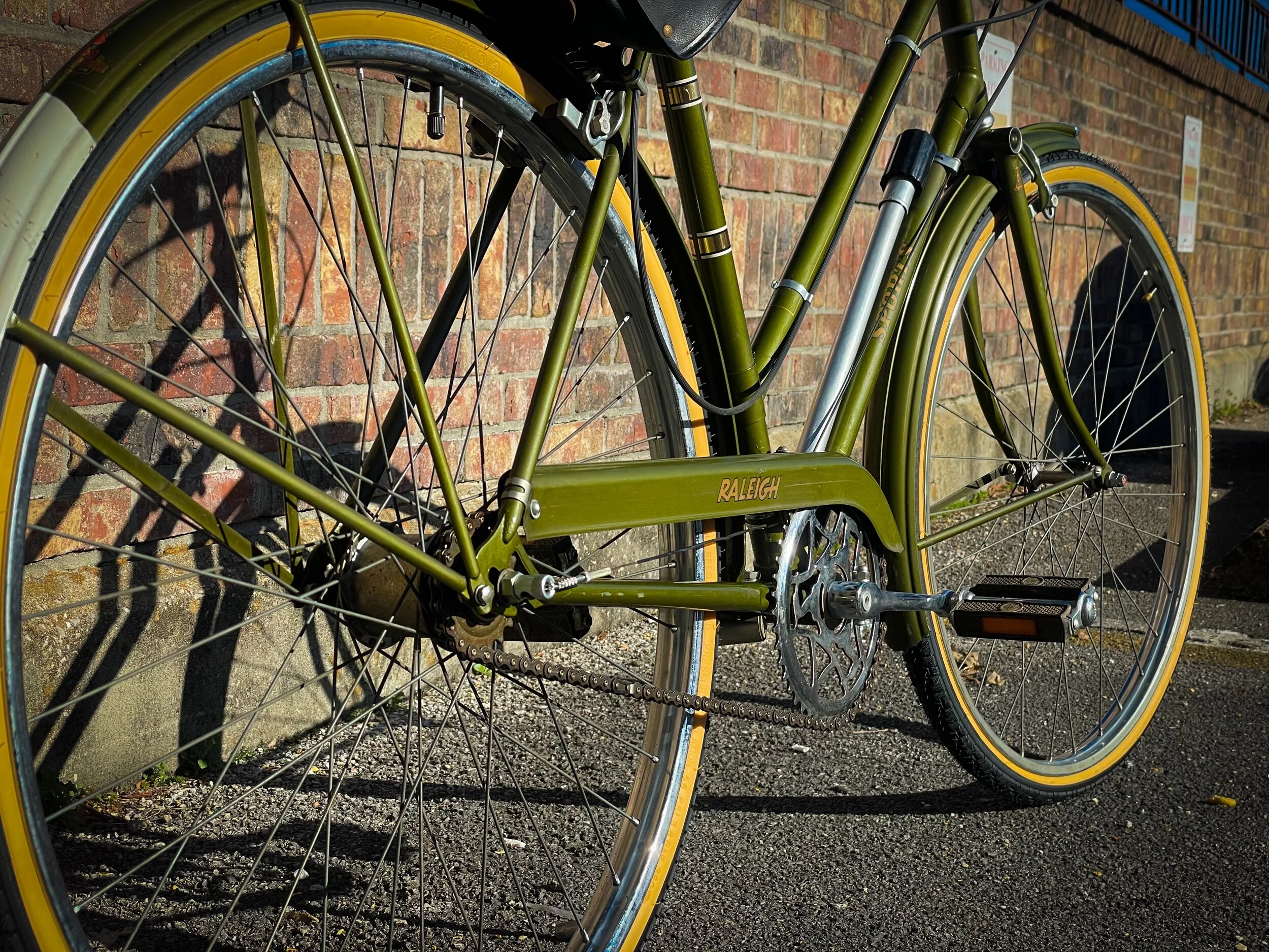 07B9107D-4690-4F20-8DFA-D93D91724408