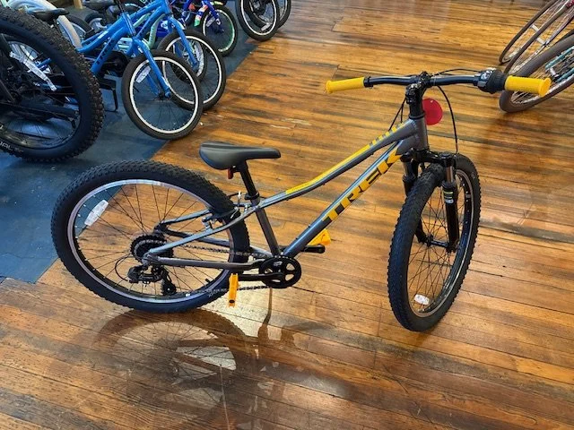 6 bike floor stand with helmet hangers Bike Rack Floor Stand