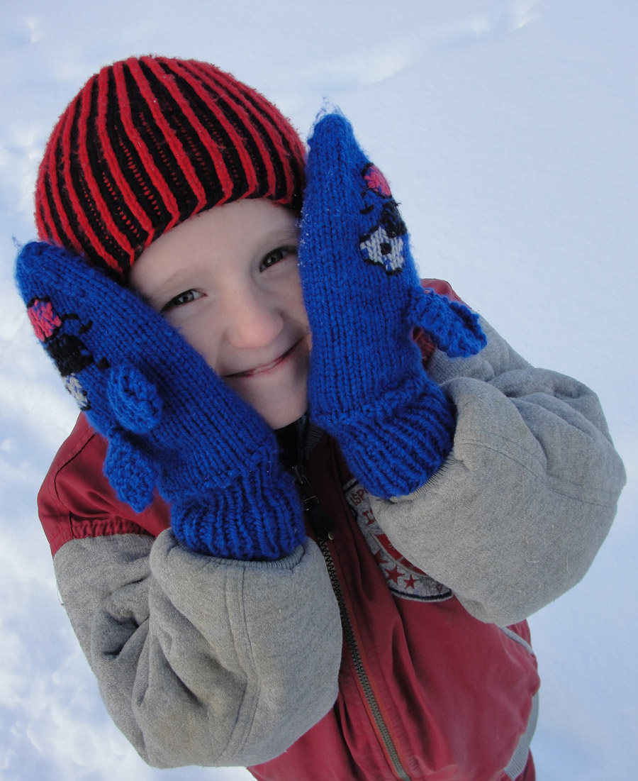 Cute, Cuddly Critter Mittens - Puppy