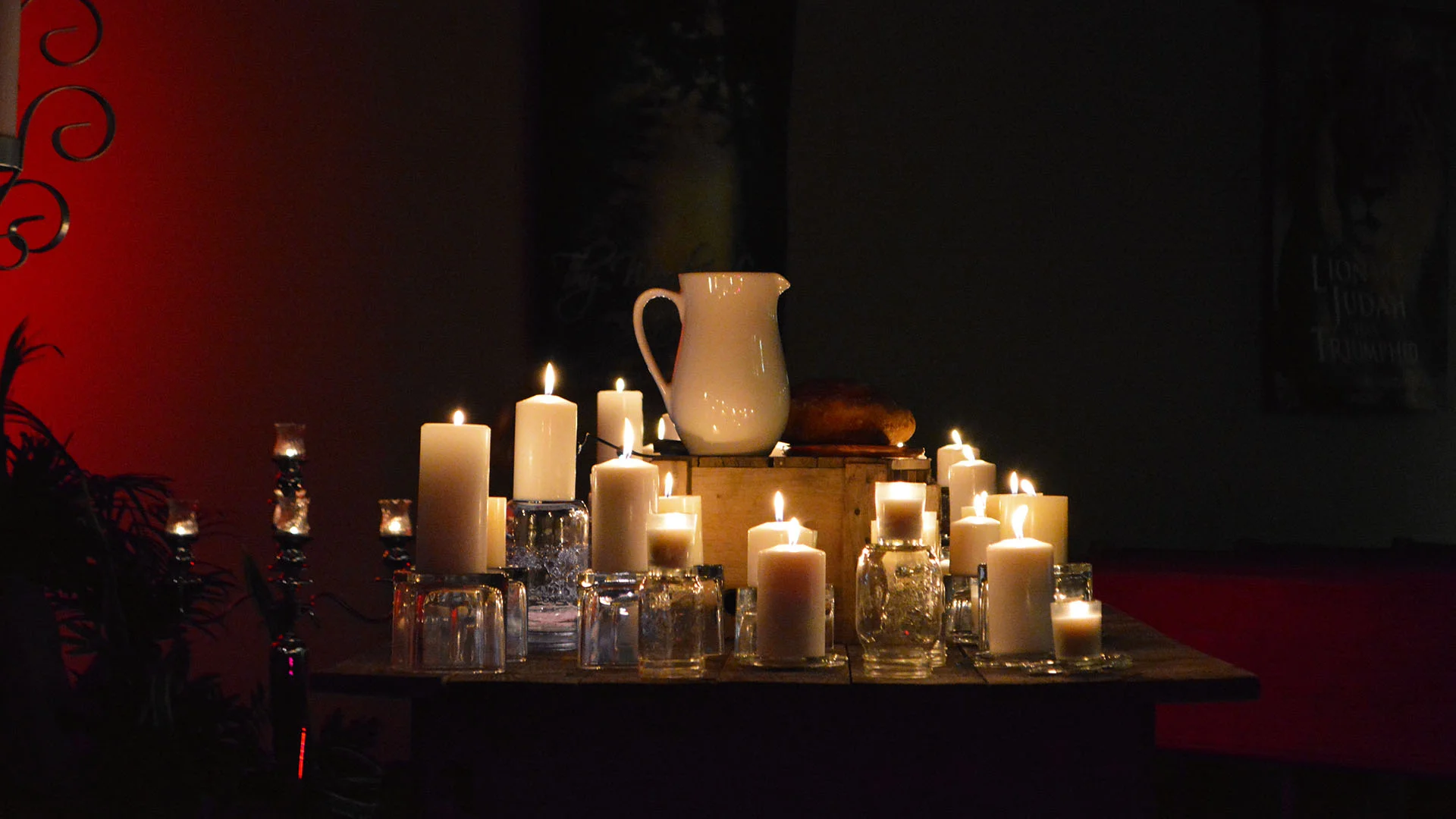 Candlelight display desktop wallpaper, 1920x1080 px.