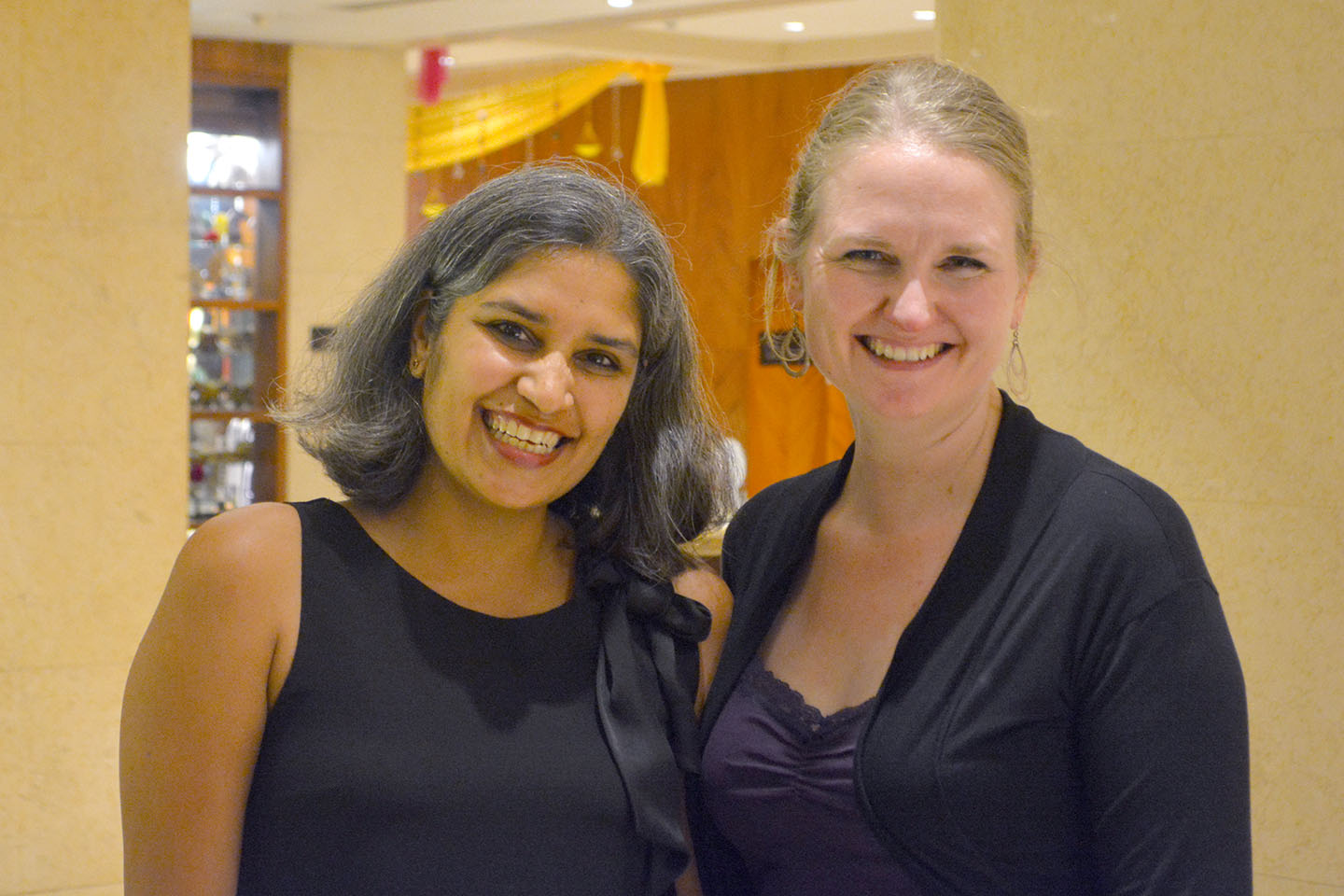 Cool things about the Internet--I finally got to meet my long-time online friend Rohini, whom I have known since 2006 because of her blog Mama Says So .