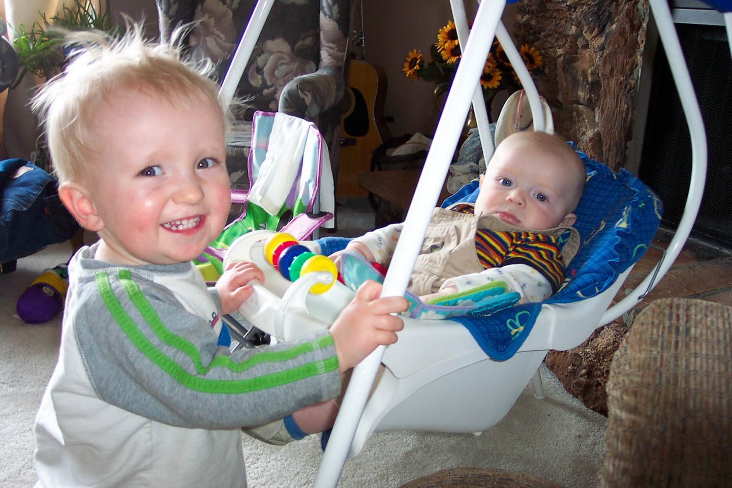 "Look, Mom, he's littler than me!"
