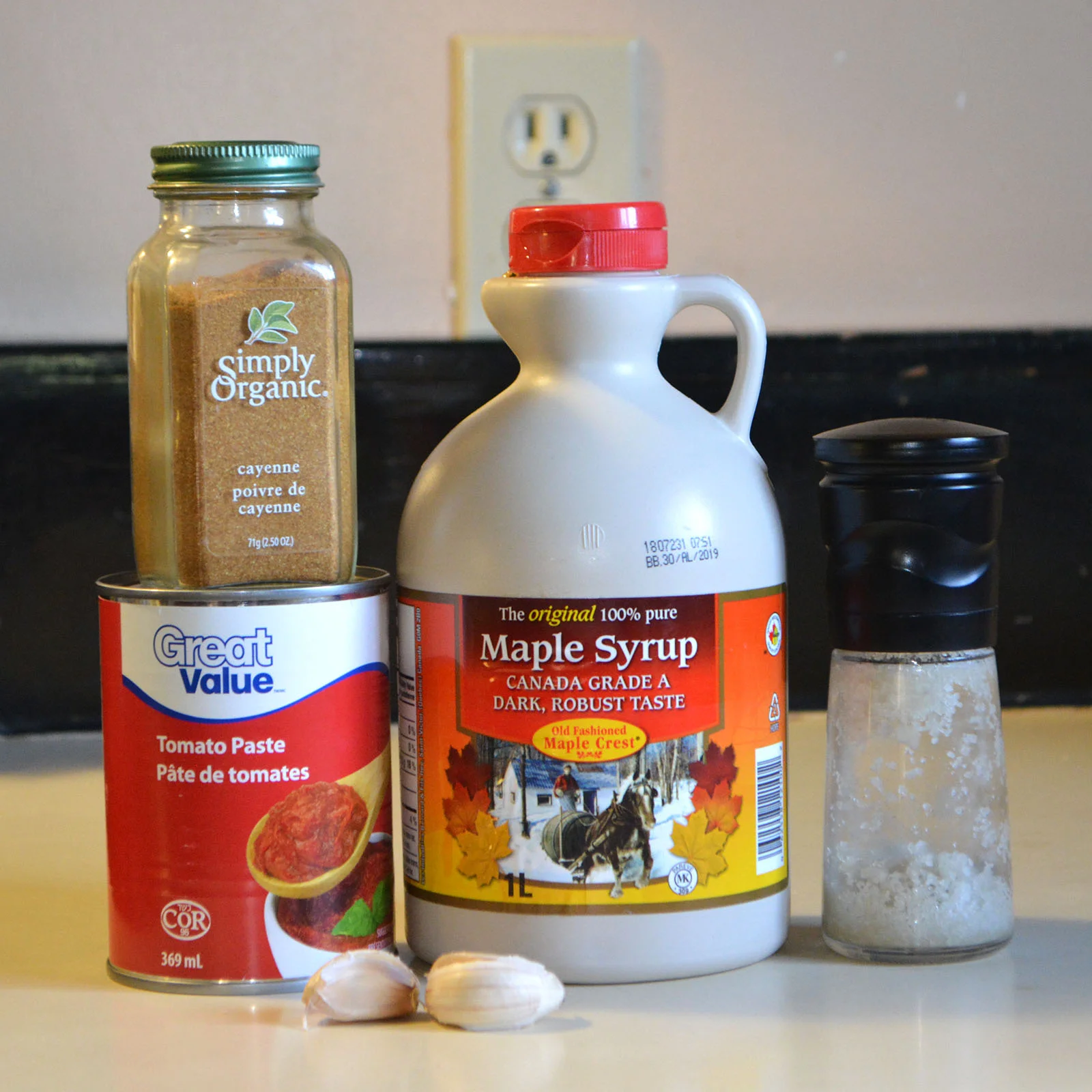 These ingredients plus 5 minutes is all you need to make your own delicious, healthy ketchup.