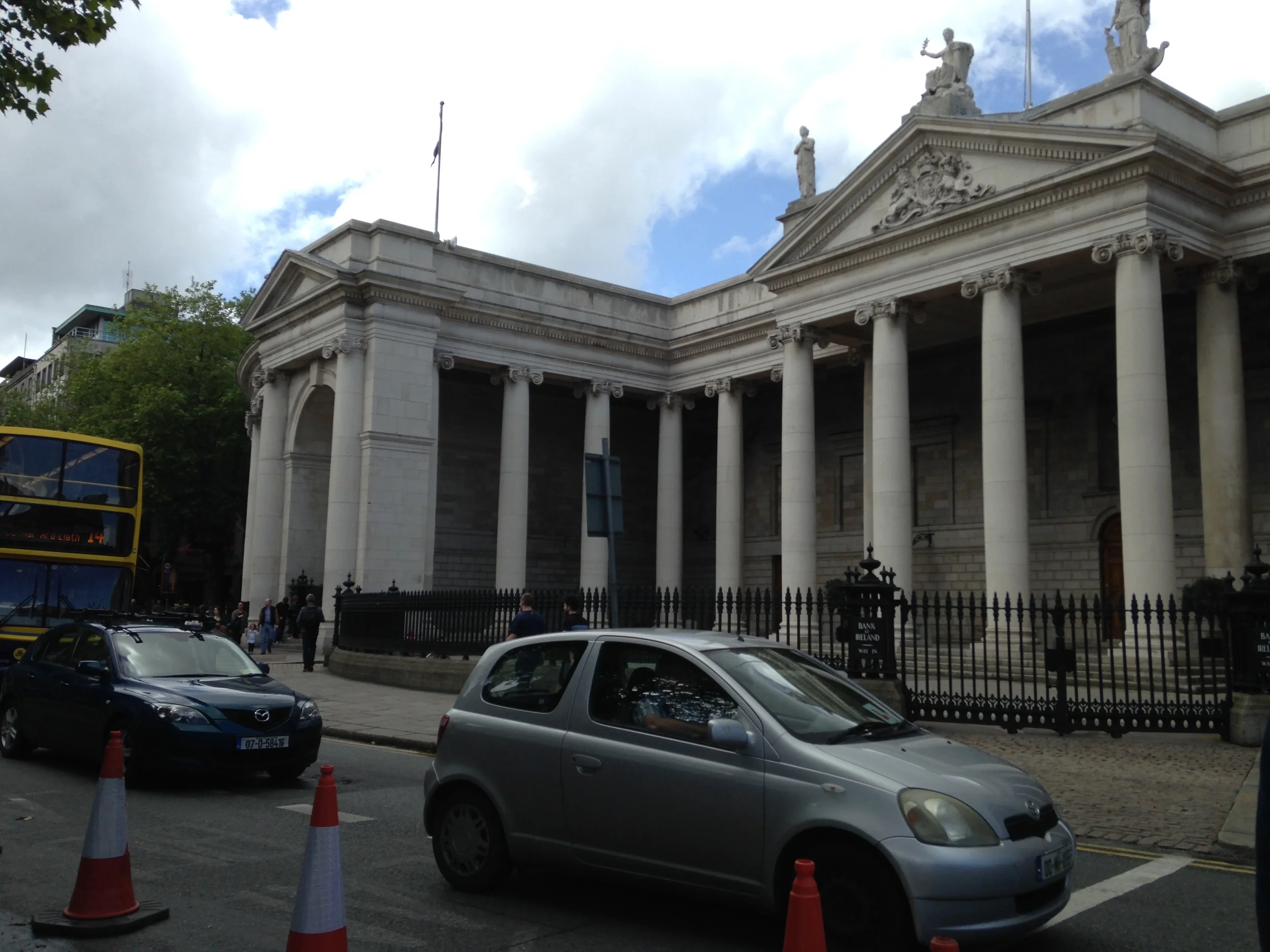  Bank of Ireland 