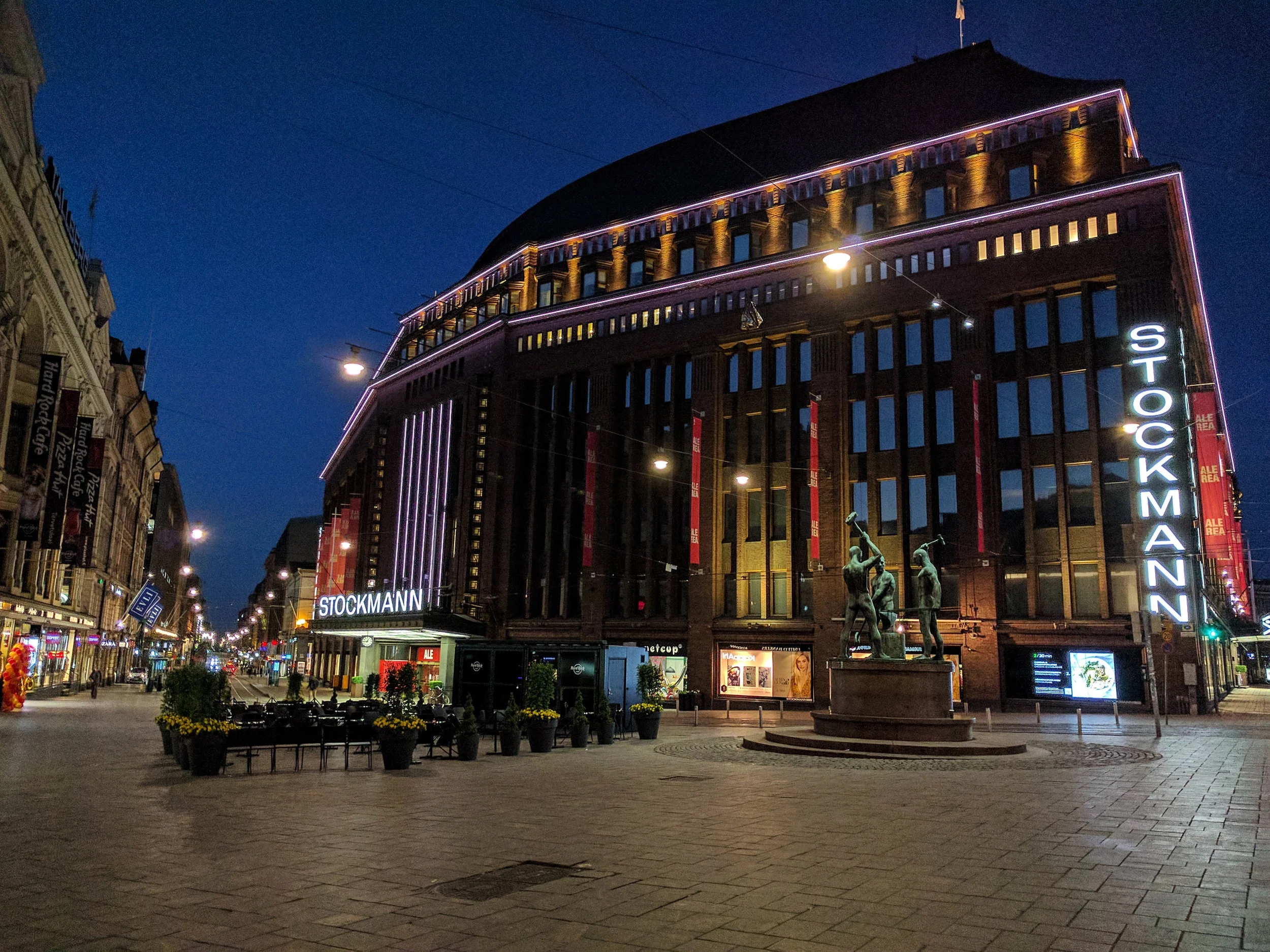 Helsinki_nightphotos-23.jpg