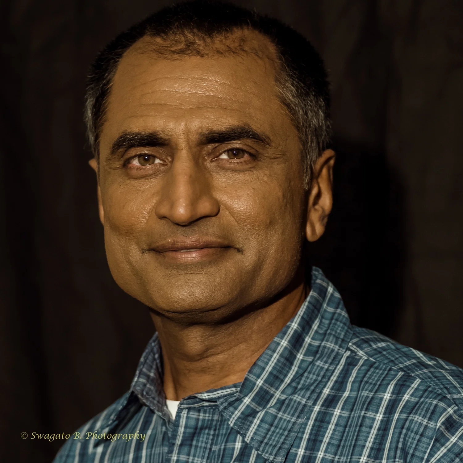 Neil Vasant plays Ramesh in FREE OUTGOING