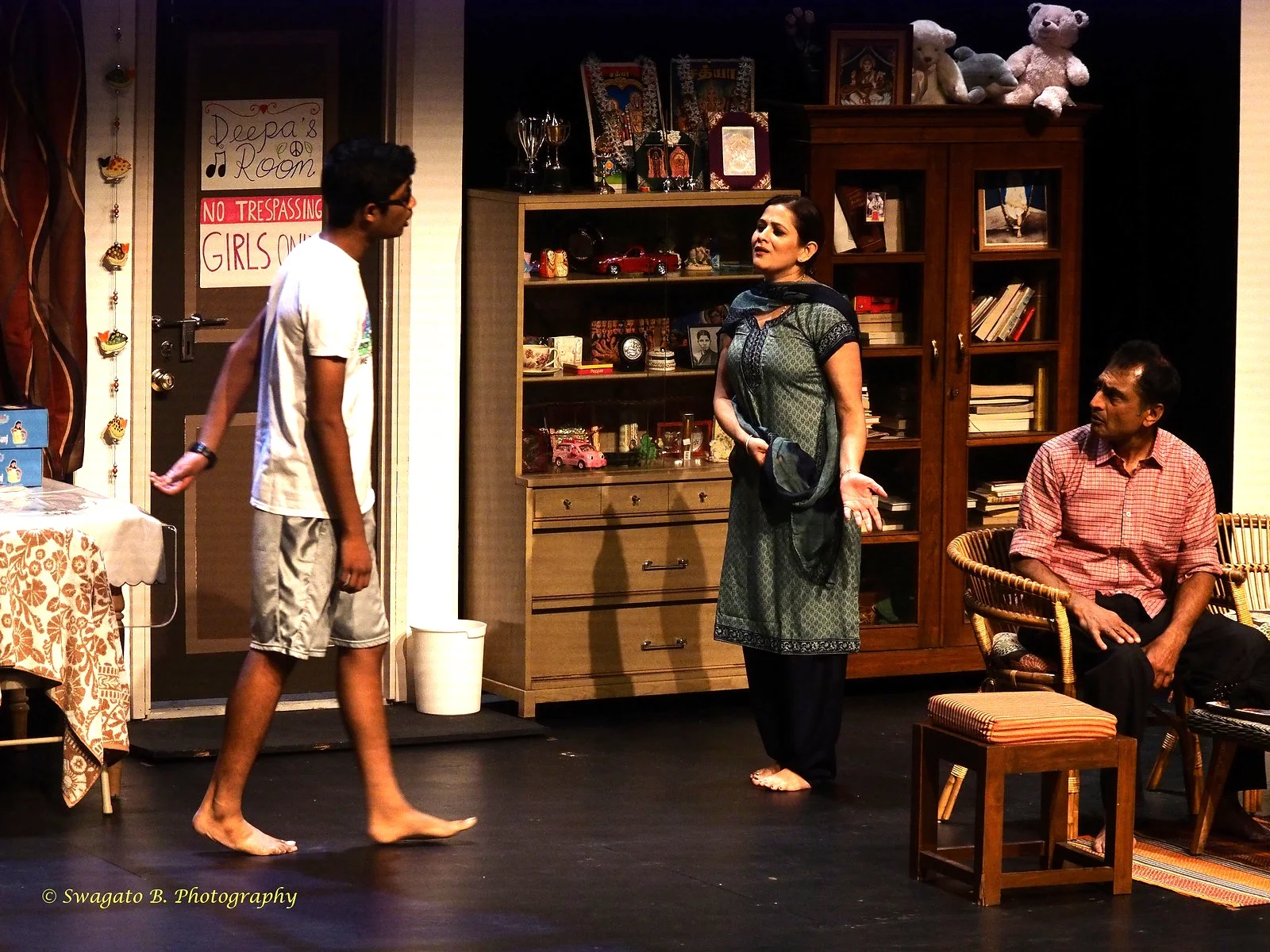 Edited, FreeOutgoing_OpeningShow-230-X3.jpg