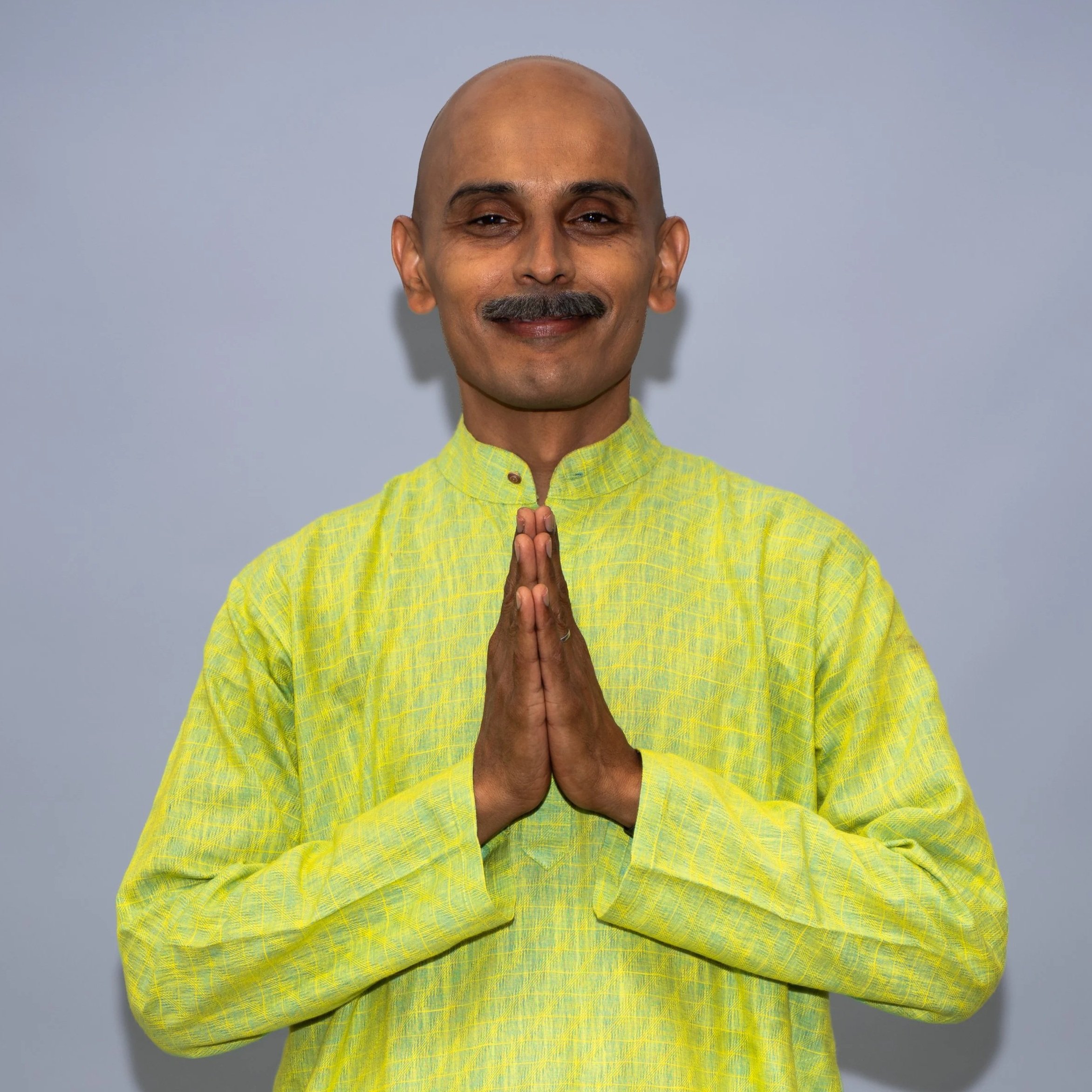 Vijay Kumar as DAMODARAN