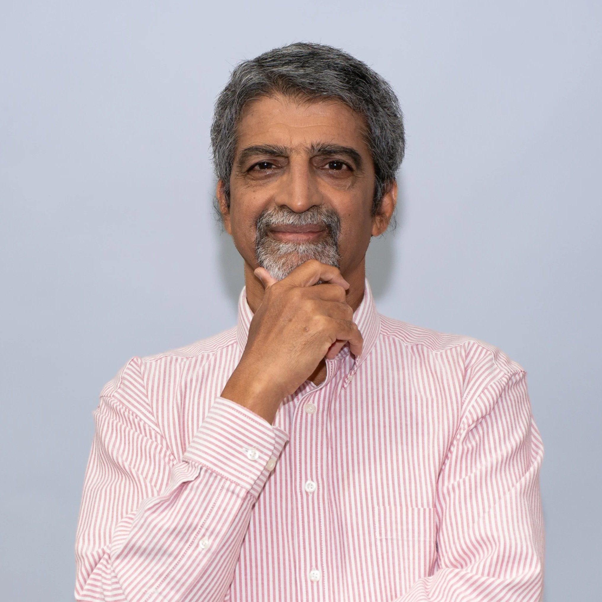 Shekhar Sakhalkar as DAMODAR