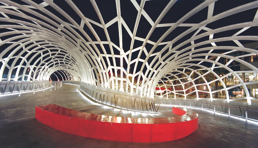 Webb Bridge , Melbourne, 2003, In collaboration with architects Denton Corker Marshall. Photo: John Gollings.