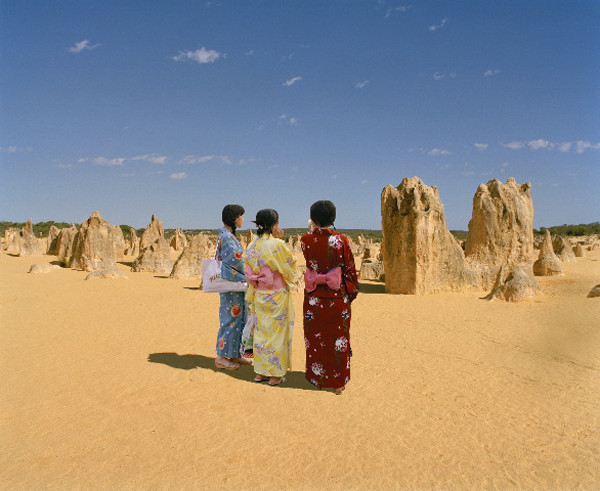   ANNE ZAHALKA     Strangers in a Strange Land, Pinnacles Desert  2003-06 Type C photograph edition of 12   11  5 x 14  5 cm  