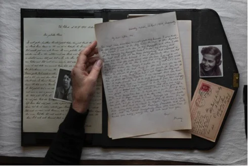 Anne Zahalka, Rewriting (video still), 2017