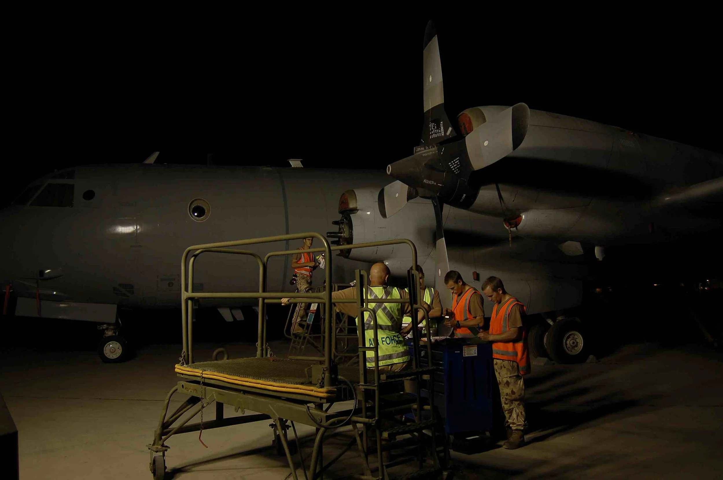 Lyndell Brown & Charles Green, Night propellor change, Gulf , 2007-09, digital colour photograph, inkjet print on rag paper, 37.4 x 51.7.