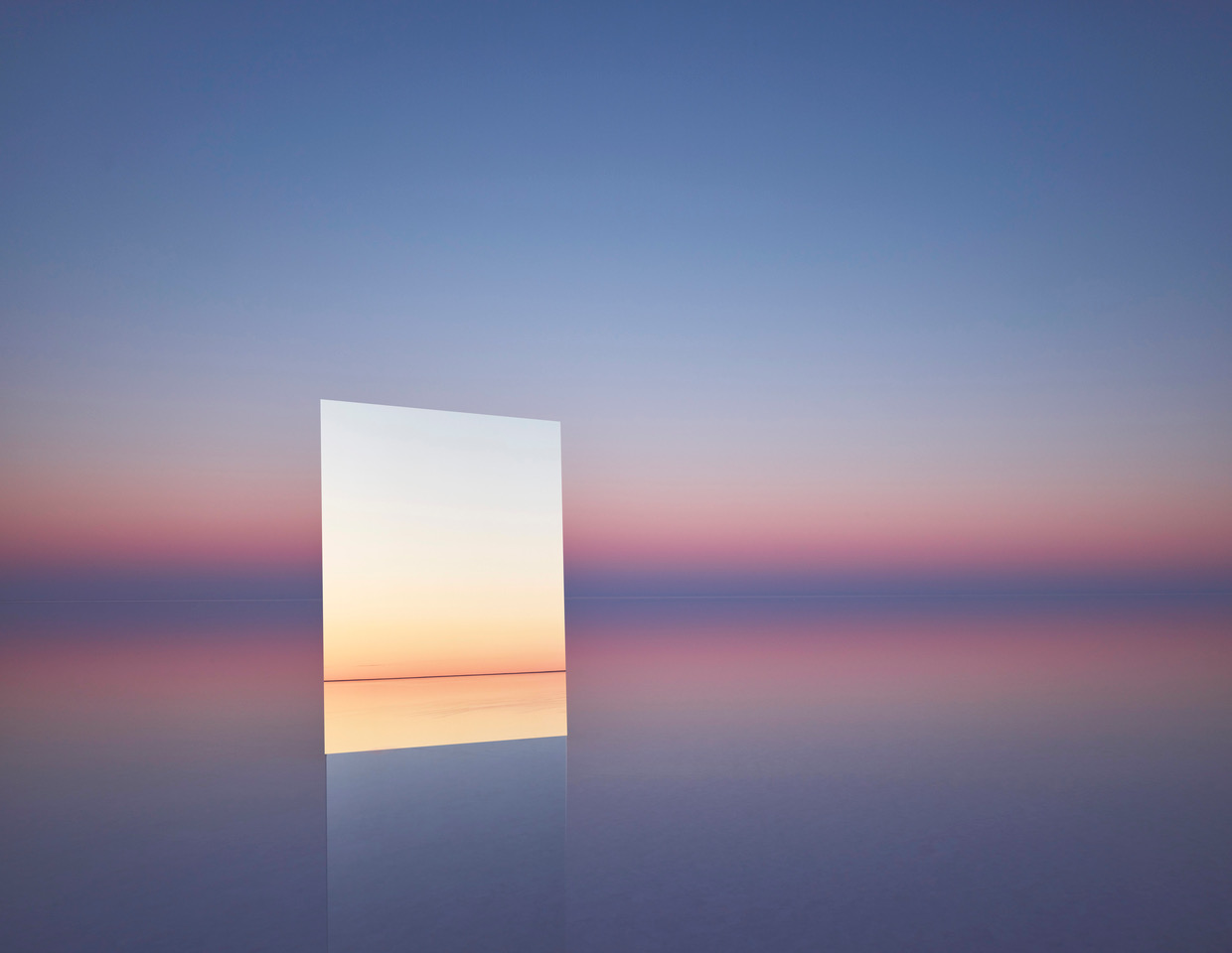 Murray Fredericks, Mirror 16 , 2017, digital pigment print on cotton rag, edition of 7,120 x 155 cm.