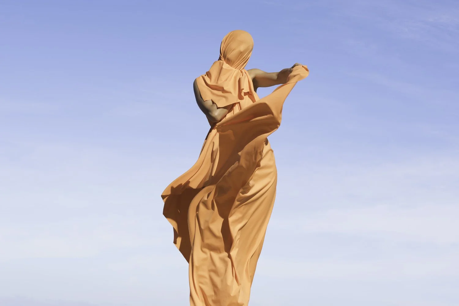 LONG & STENT Drapes, 2016 Archival pigment print, edition of 5 + 3AP, AP2 72 x 108 cm.jpg