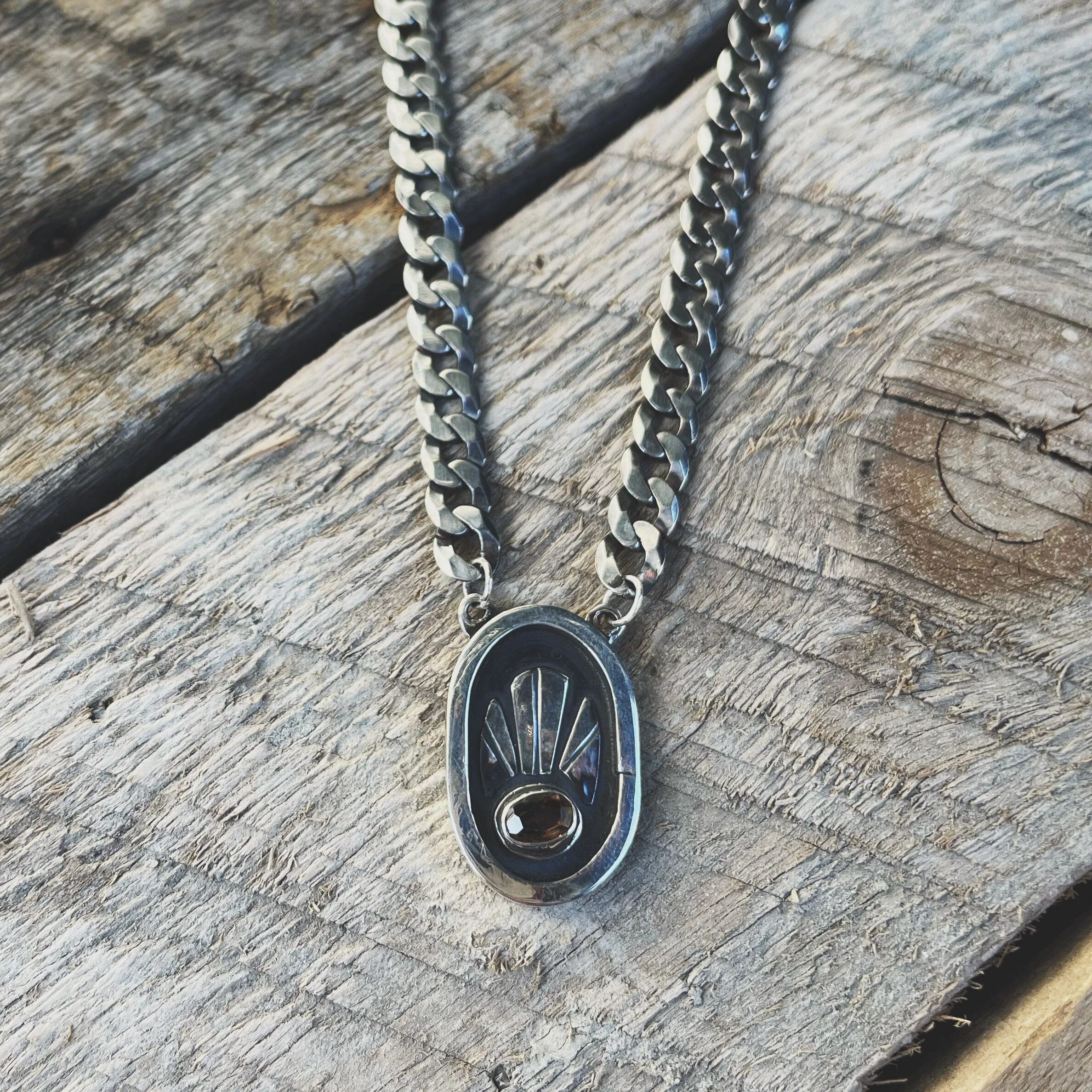 7F00E4BB-1B19-4078-BD6F-07817AA46791