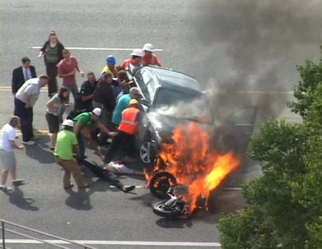 Heroes Talk about Rescuing Motorcyclist