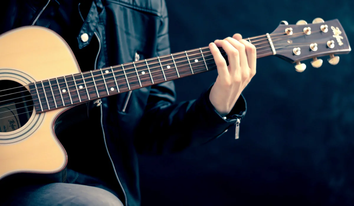 Guitar Ukulele - Visalia Music School.jpg
