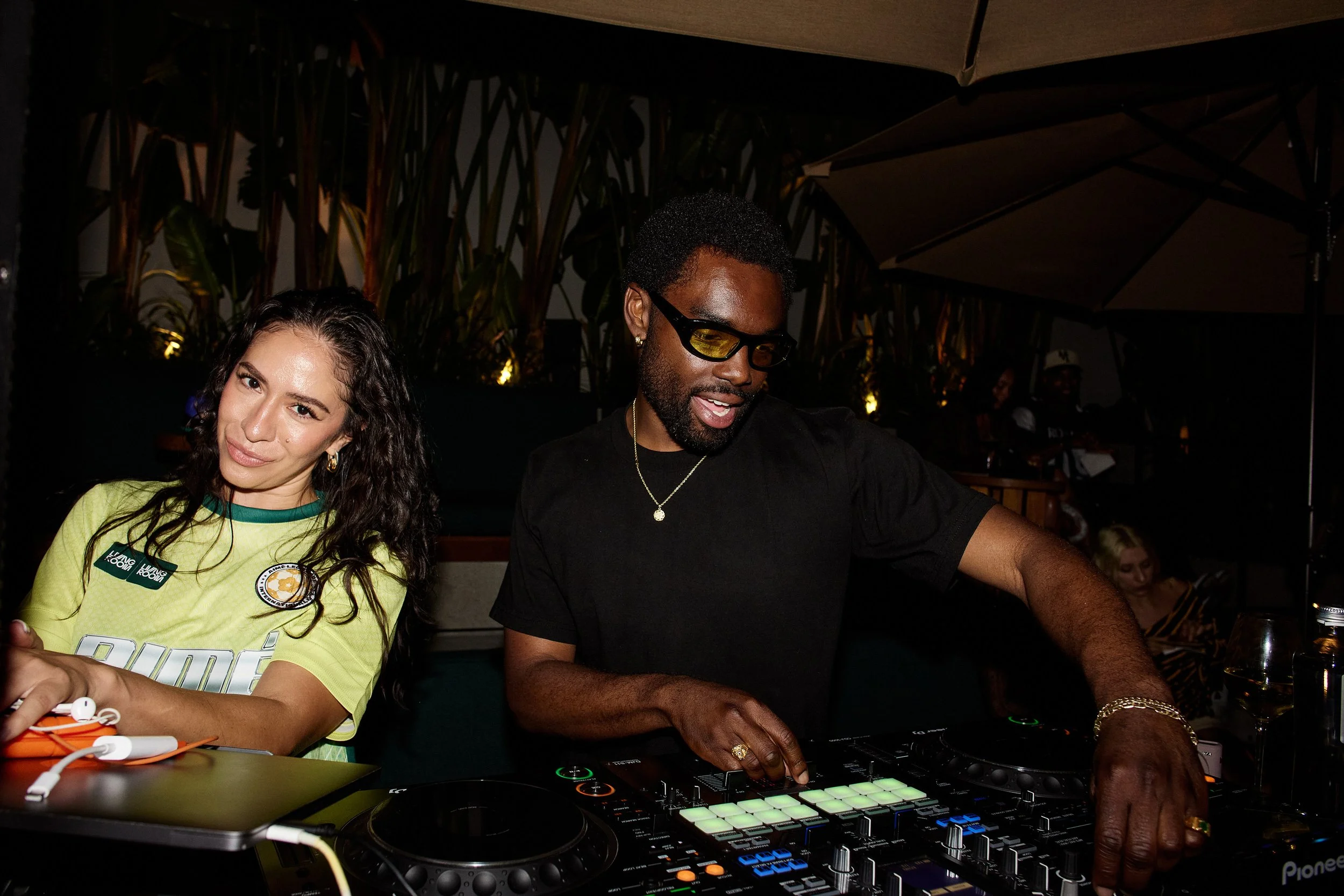 2025 Salomon x Jahlil Nzinga_SMD3575_TOASTYCAKES.jpg