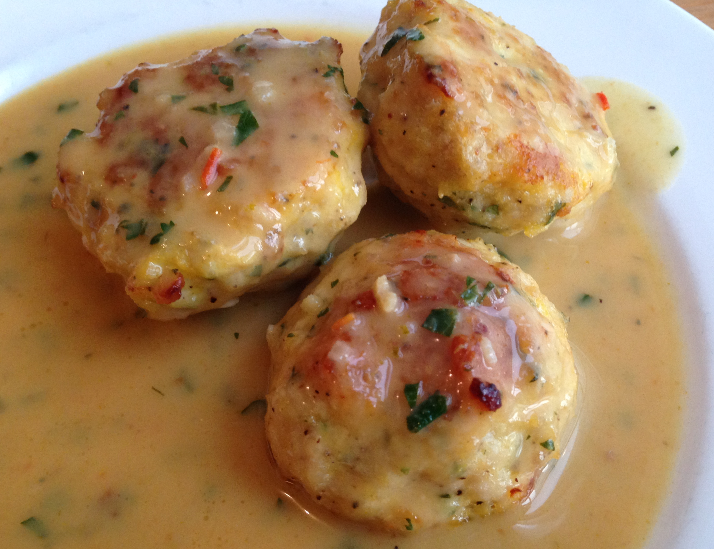 Thai chicken meatballs.png