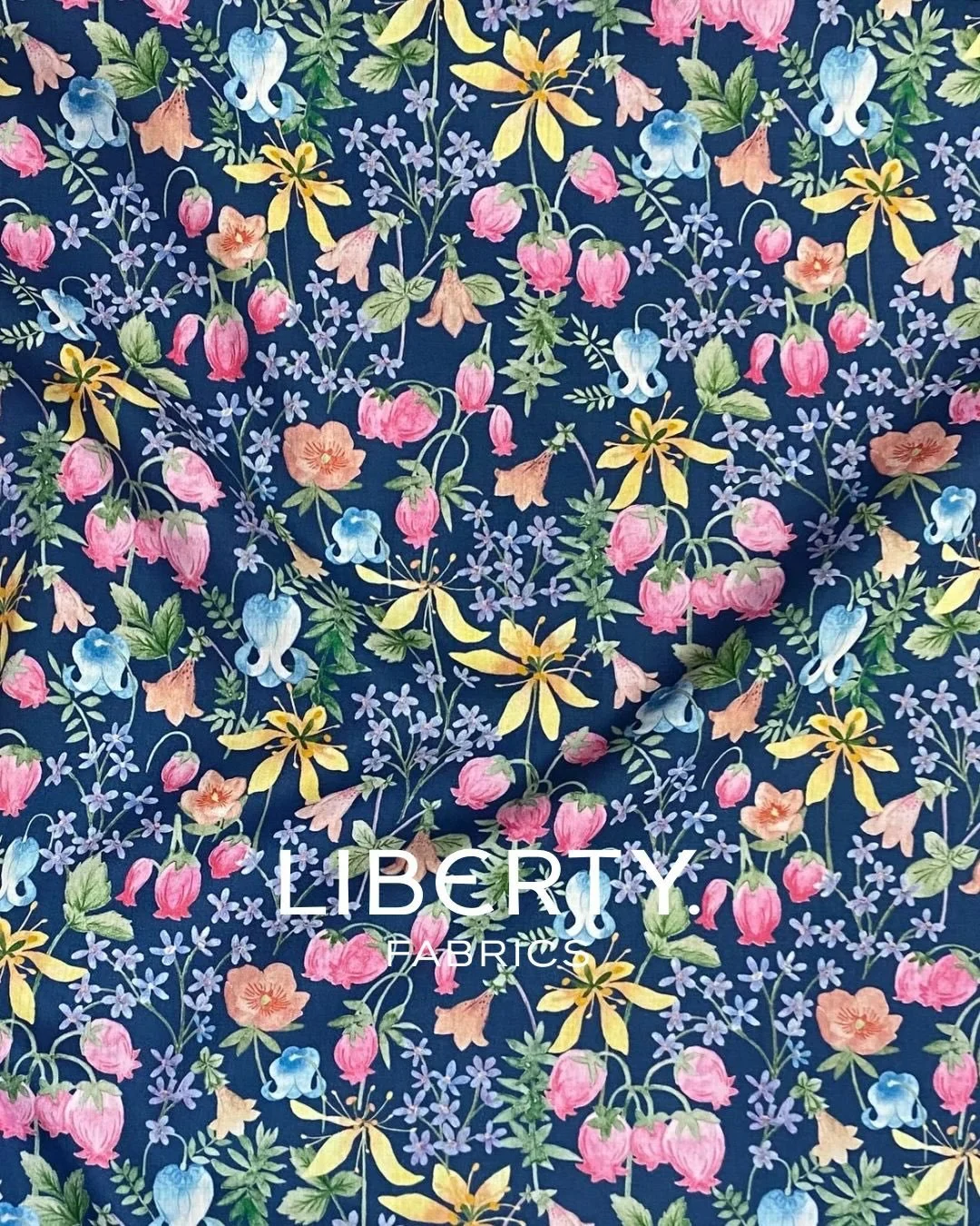 Habuka in a gorgeous deep blue colourway 💙
.
.
#fabricitysg
#libertytanalawn
#libertyfabric